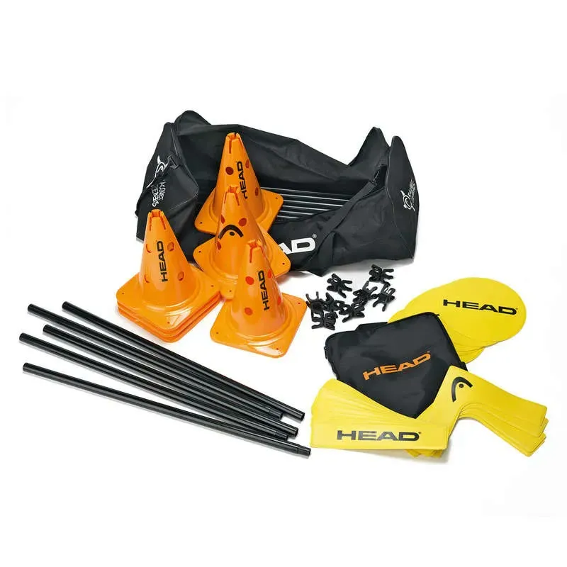 Trainerset aus orangen Hütchen, schwarzen Stangen, gelben Bodenmarkierungen und Tragetasche